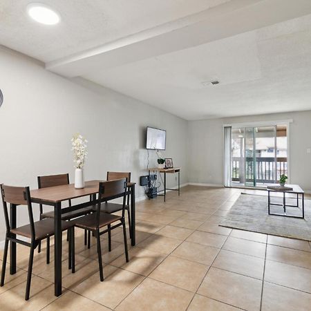 Sweetwater 7C I Beautiful 2Bd Apt I Free Parking Gainesville Exterior photo