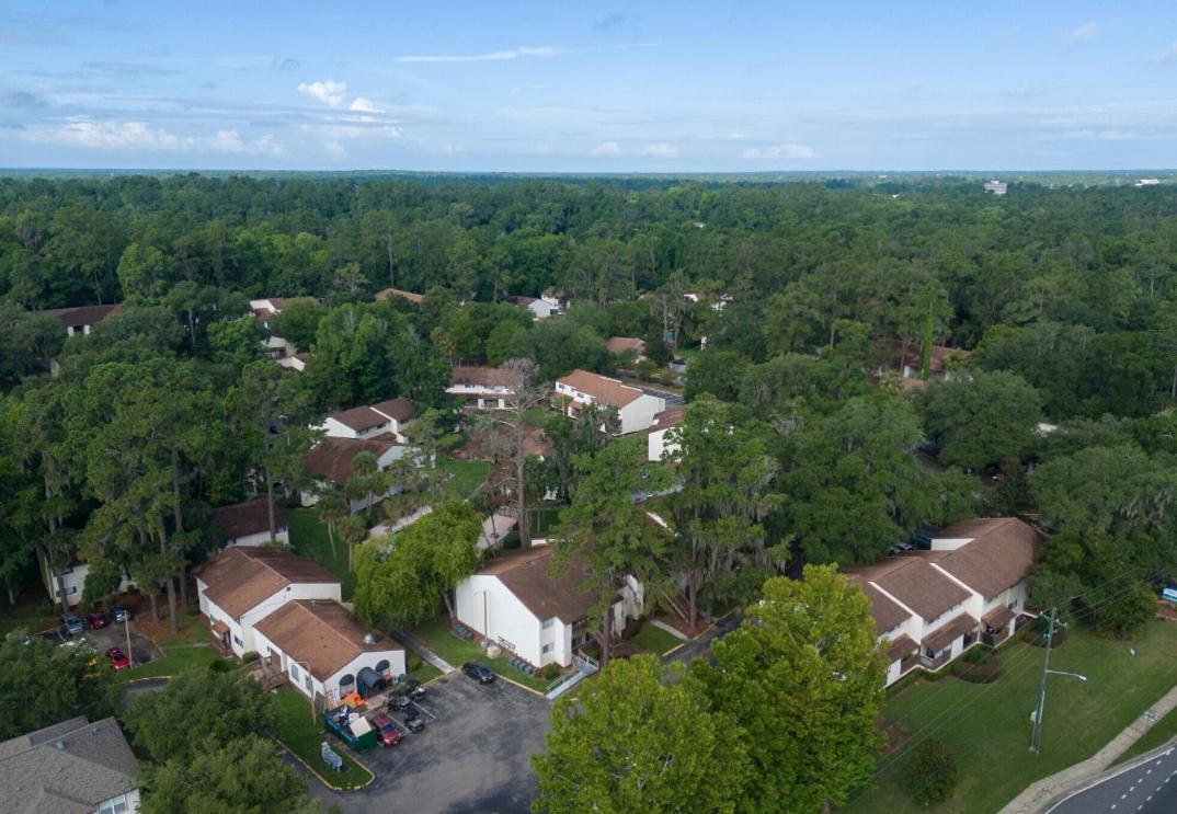 Sweetwater 7C I Beautiful 2Bd Apt I Free Parking Gainesville Exterior photo